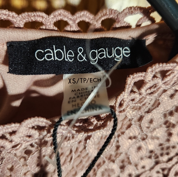 LACE TOP - Picture 7 of 7